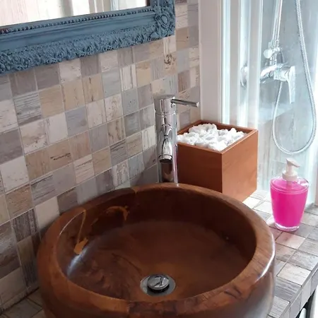 The Grandparents'house Ii * 리스본