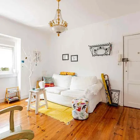 Апартаменты The Grandparents'house Ii Лиссабон
