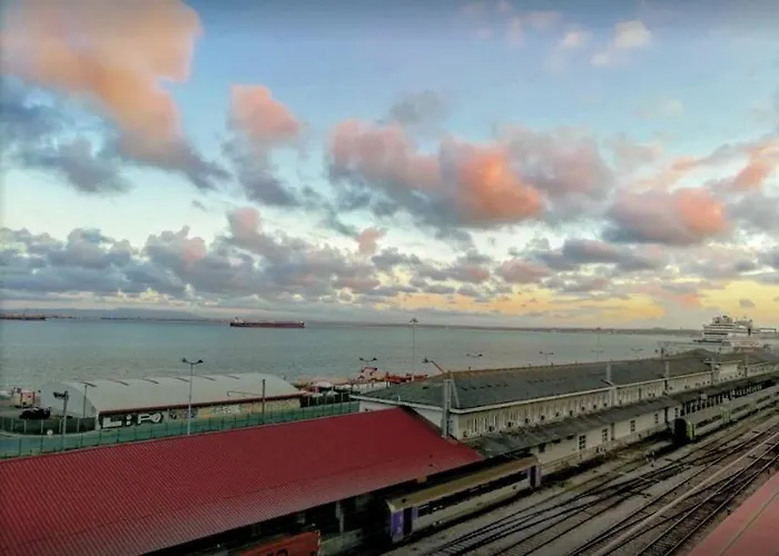 The Grandparents'house Ii * 리스본